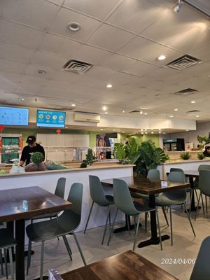 Lucky House Seafood Asian by null