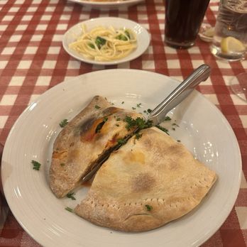 Frugatti's - Fitness Calzone - Italian Near Me - Bakersfield, California Frugatti's - Fitness Calzone - Italian Near Me - Bakersfield, California