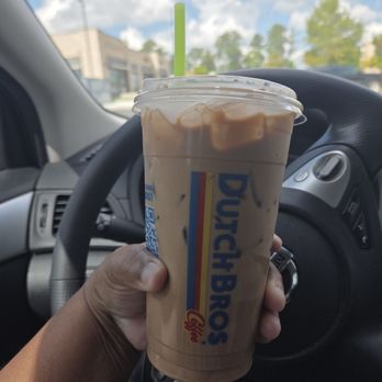 Dutch Bros Coffee - White Mocha Iced Coffee - Juice Bars & Smoothies Near Me - Macon, Georgia