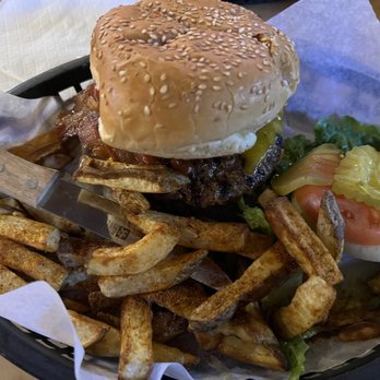 Brickies Tavern - Bbq burger - Burgers Near Me - Reno, Nevada