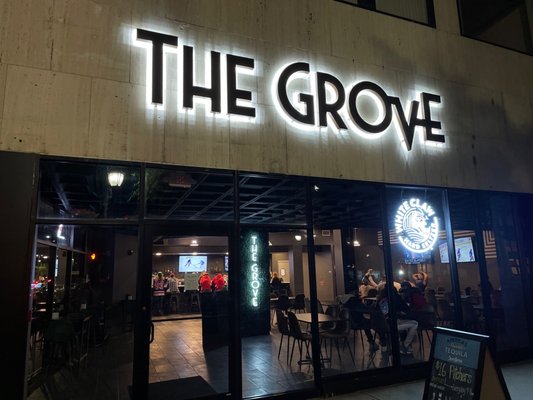 The Grove by null