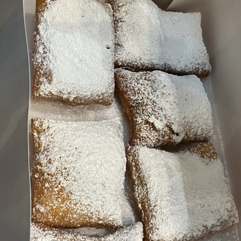Dutch Door Donuts - Beignets - Coffee & Tea Near Me - Healdsburg, California Dutch Door Donuts - Beignets - Coffee & Tea Near Me - Healdsburg, California