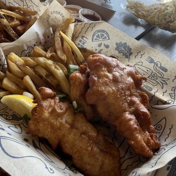 Fishetarian Fish Market - 3 piece fish and chips was good but tartar sauce and malt vinegar did some heavy lifting - Seafood Near Me - Bodega Bay, California Fishetarian Fish Market - 3 piece fish and chips was good but tartar sauce and malt vinegar did some heavy lifting - Seafood Near Me - Bodega Bay, California