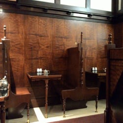 Shingle Inn City Hall - Classic two person booth