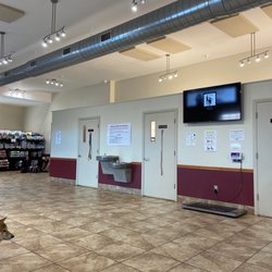 Florida Aid to Animals - In lobby