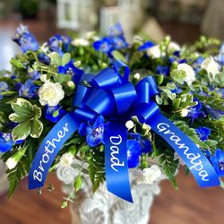 Peach’s Petals Floral & Gift Shoppe - Blue and white Urn Spray