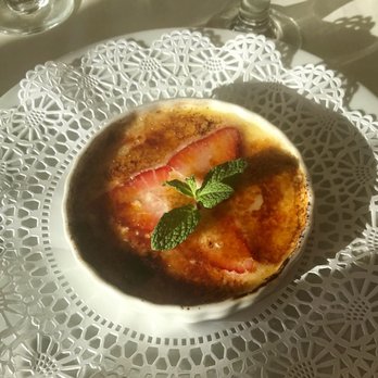 The Pinnacle Restaurant - Creme Brûlée - Mediterranean Near Me - Temecula, California The Pinnacle Restaurant - Creme Brûlée - Mediterranean Near Me - Temecula, California