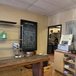 Sassano's - Restaurant
