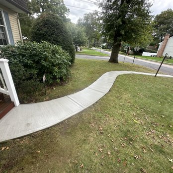 Al-Pro Construction - Concrete walkway. - General Contractors Near Me - Oakland, New Jersey