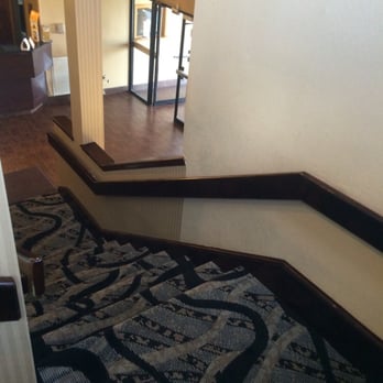 Quality Inn - Stairs - Hotels Near Me - Meridian, Mississippi Quality Inn - Stairs - Hotels Near Me - Meridian, Mississippi