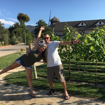 Totally Cali Tours - Slightly Sideways in the best of ways, on a Wine Country Tour - Wine Tours Near Me Totally Cali Tours - Slightly Sideways in the best of ways, on a Wine Country Tour - Wine Tours Near Me