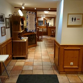 Hotel Daimerwirt - Hotels Near Me - Moosinning, BY
