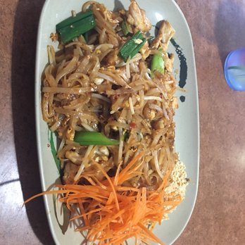 Thai Palms Restaurant - Pad Thai - Thai Near Me - Palmdale, California Thai Palms Restaurant - Pad Thai - Thai Near Me - Palmdale, California