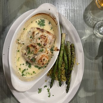 Lulu's on Main - Mahi mahi special - Bars Near Me - Sylva, North Carolina