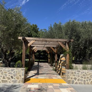 V Sattui Winery - Wineries Near Me - Saint Helena, California V Sattui Winery - Wineries Near Me - Saint Helena, California