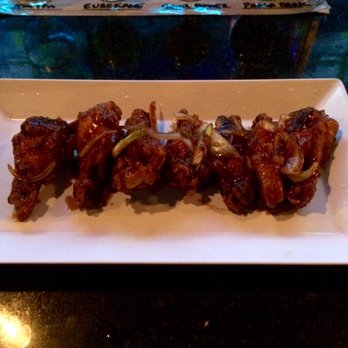 Rolling Waves Brewing and Distillery - Chicken Wings - Breweries Near Me - Doral, Florida Rolling Waves Brewing and Distillery - Chicken Wings - Breweries Near Me - Doral, Florida
