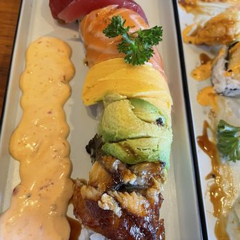 Blosom Japanese Restaurant - Hawaiian Roll - Ramen Near Me - Los Angeles, California Blosom Japanese Restaurant - Hawaiian Roll - Ramen Near Me - Los Angeles, California