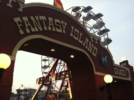Fantasy Island Amusement Park by null