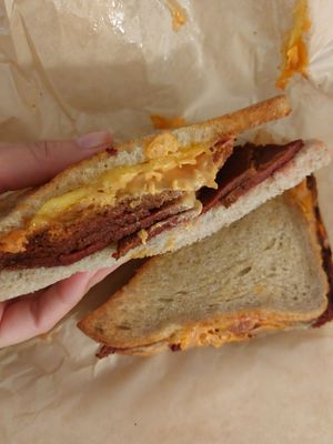LUHV VEGAN DELI by null