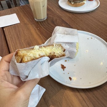Daily Provisions - Grilled Cheese - Cafes Near Me - Boston, Massachusetts Daily Provisions - Grilled Cheese - Cafes Near Me - Boston, Massachusetts