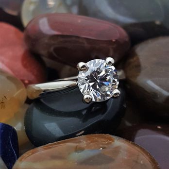 Diamond Banque - 1.58 Carat H/SI2 - Jewelry Near Me - Bellevue, Washington Diamond Banque - 1.58 Carat H/SI2 - Jewelry Near Me - Bellevue, Washington