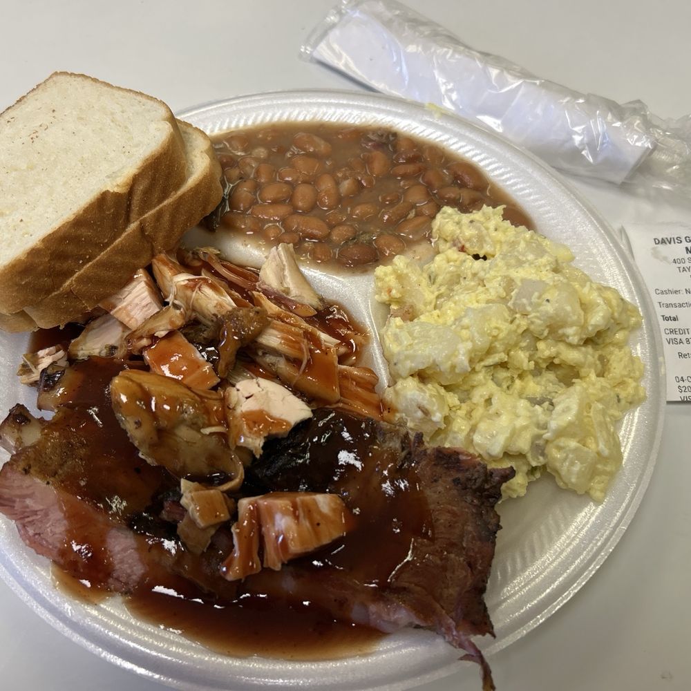 Davis Grocery and Bar-B-Q - Chicken and ribs - Barbeque Near Me - Taylor, Texas Davis Grocery and Bar-B-Q - Chicken and ribs - Barbeque Near Me - Taylor, Texas