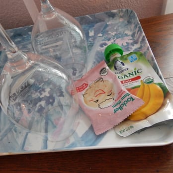 Jenner Inn - trash from previous guest - Hotels Near Me - Jenner, California Jenner Inn - trash from previous guest - Hotels Near Me - Jenner, California