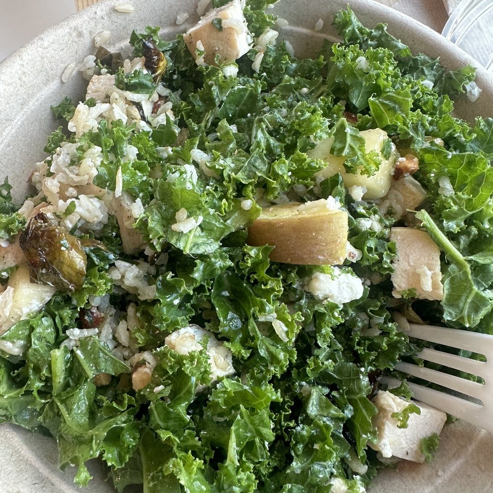 Leaf & Grain - Common table - Salad Near Me - Houston, Texas Leaf & Grain - Common table - Salad Near Me - Houston, Texas