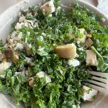 Leaf & Grain - Common table - Salad Near Me - Houston, Texas