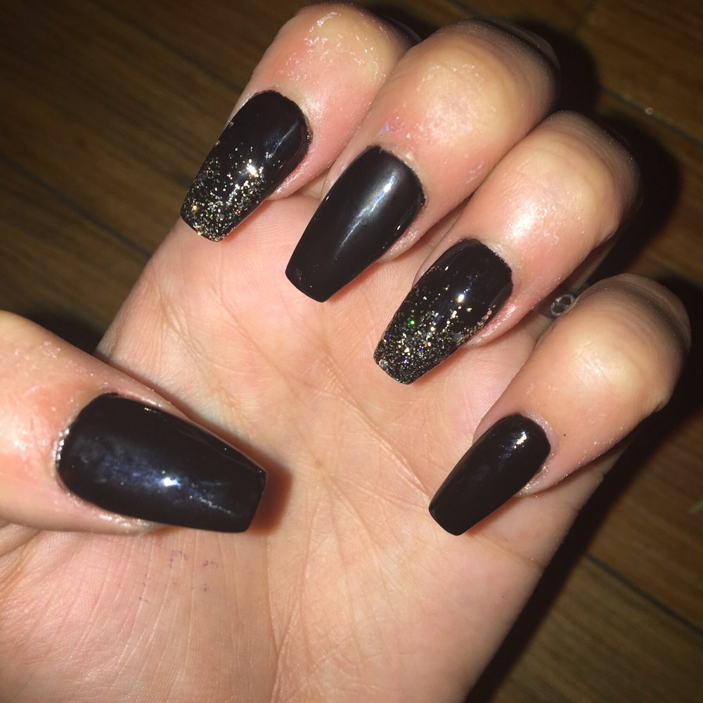 Seven Nails - Nail Salons Near Me - Chicago, Illinois