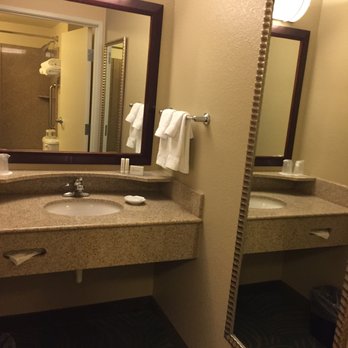 Springhill Suites Boulder Longmont - Bathroom - Hotels Near Me - Longmont, Colorado