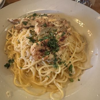 The Vault Restaurant - White collar pasta with chicken - Cocktail Bars Near Me - Bakersfield, California