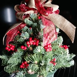 Heavenly Blooms - Christmas Tree Center Piece