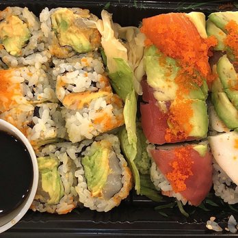 Jpan - Spicy scallop & Rainbow roll sushi - Sushi Bars Near Me - Brooklyn, New York Jpan - Spicy scallop & Rainbow roll sushi - Sushi Bars Near Me - Brooklyn, New York