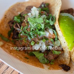 Tommy Tacos y Tequila - Steak Tacos