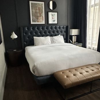 The Grady Hotel - Hotels Near Me - Louisville, Kentucky