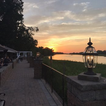 Carlucci's Waterfront - Sunset at Carlucci's Waterfront 7/2/17 - Seafood Near Me - Mount Laurel, New Jersey