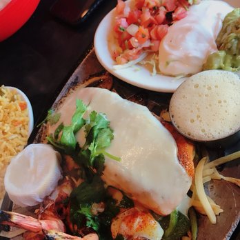 Guapo's Cocina & Bar - Mexican Near Me - Gaithersburg, Maryland