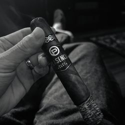 PLASENCIA Sixto I  One of the best in this lounge!!  Try them if you're around