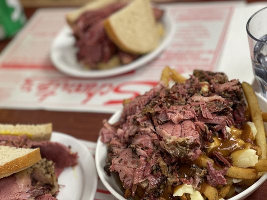 Schwartz's Deli by null