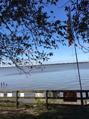 Wet Deck Bar & Grill by null