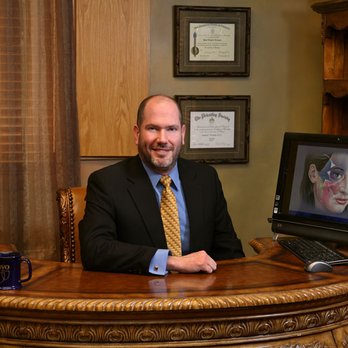 Mark E Freeman, MD - Dr. Freeman at Freeman Plastic Surgery Laser & MedSpa - Cosmetic Surgeons Near Me - Idaho Falls, Idaho