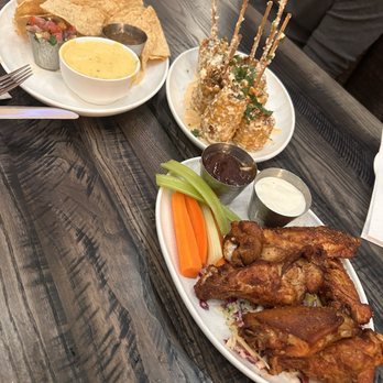 Station 330 - Wings, corn and cheese dip - Mexican Near Me - Burleson, Texas