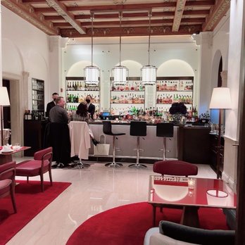 Daniel - Bar area - French Near Me - New York, New York Daniel - Bar area - French Near Me - New York, New York