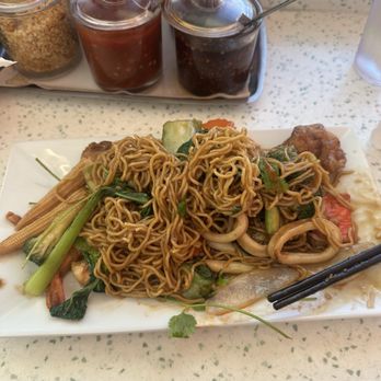 We Love Pho 2 - Vietnamese Near Me - Long Beach, California