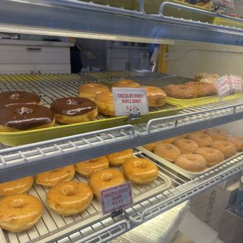 Donut King Waikiki - Donuts - Donuts Near Me - Honolulu, Hawaii