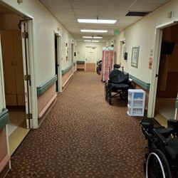 Auburn Post Acute Skilled Nursing and Long Term Care - Hallway
