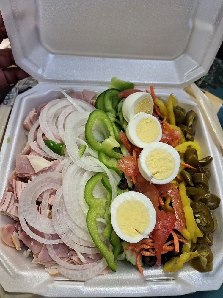 LARRY’S GIANT SUBS Updated August 2024 39 Photos & 52 Reviews