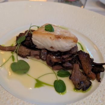 Charleston - Halibut - New American Near Me - Baltimore, Maryland