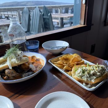 Nick's Cove - NICK'S COVE CIOPPINO DUNGENESS CRAB ROLL - Seafood Near Me - Marshall, California